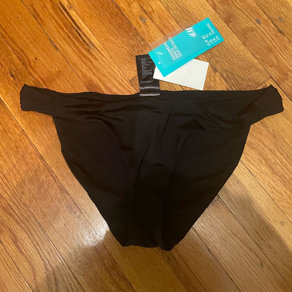 NWT H&M Bikini Bottom Size 10